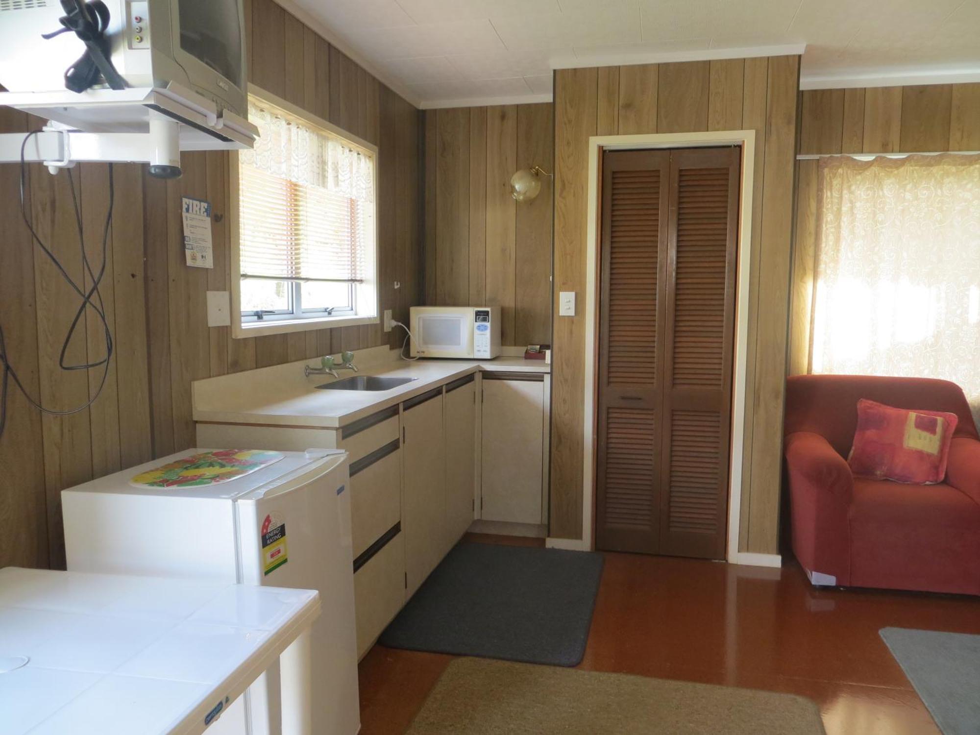 Big Bay Holiday Park Awhitu Exterior foto